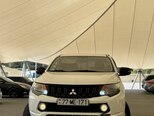 Mitsubishi L200-1