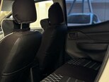 Mitsubishi L200-11