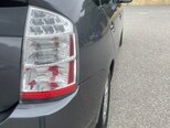Toyota Prius-12
