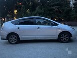 Toyota Prius-4