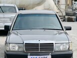 Mercedes 190-1