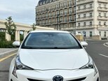 Toyota Prius-4