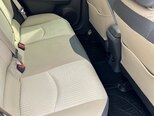 Toyota Prius-13