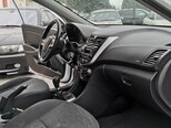Hyundai Accent-15
