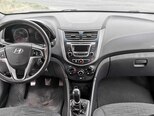 Hyundai Accent-14