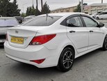 Hyundai Accent-7