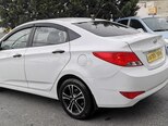Hyundai Accent-2