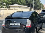 Toyota Prius-4