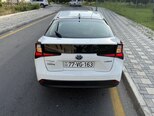 Toyota Prius-10
