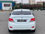 Hyundai Accent-23