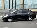 Nissan Tiida-5