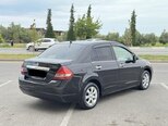 Nissan Tiida-6