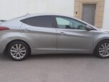 Hyundai Elantra-6
