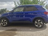 Hyundai Venue-13