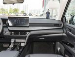 Toyota Camry-11
