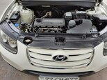 Hyundai Santa Fe-12