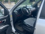 Hyundai Santa Fe-11