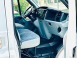 Ford Transit-17