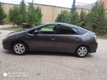 Toyota Prius-9