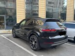 Porsche Cayenne-2