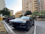 Porsche Cayenne-1