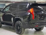 Mitsubishi Montero Sport-5