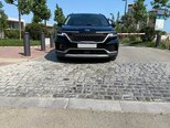 Kia Carnival-1
