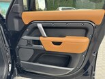 Land Rover Defender-12