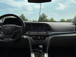 Hyundai Elantra-5