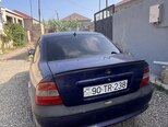 Opel Vectra-9