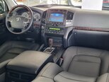 Toyota Land Cruiser-12