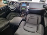 Toyota Land Cruiser-13