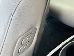 Kia Carnival-10