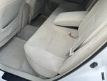 Toyota Prius-12