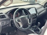 Mitsubishi L200-11