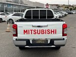 Mitsubishi L200-9