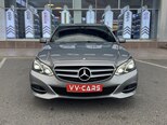 Mercedes E 220 d-1