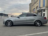 Mercedes E 220 d-3