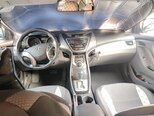 Hyundai Elantra-5