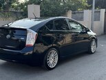 Toyota Prius-5