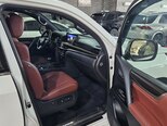 Lexus LX 570-16