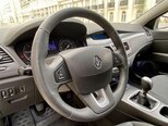 Renault Laguna-12