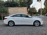 Hyundai Sonata-5