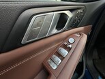 BMW X7-12