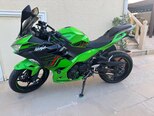 Kawasaki Ninja 400-2