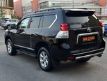 Toyota Land Cruiser Prado-8