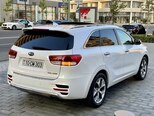 Kia Sorento-8