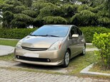 Toyota Prius-2