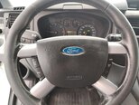 Ford Transit-16