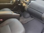 Toyota Prius-12